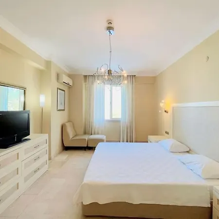 Gold 5 Star 2+1 Sea View And Aqua Park *