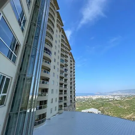 Gold 5 Star 2+1 Sea View And Aqua Park Apartment